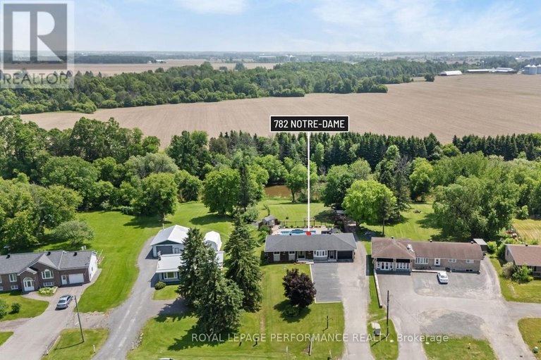 28424960/782-notre-dame-street/embrun/russell/ontario/K0A1W0_2