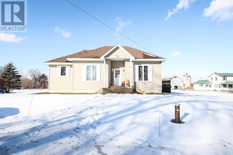 29248510/19249-county-road-2-road/south-glengarry-charlottenburgh-twp/south-glengarry/ontario/K0C2E0_1