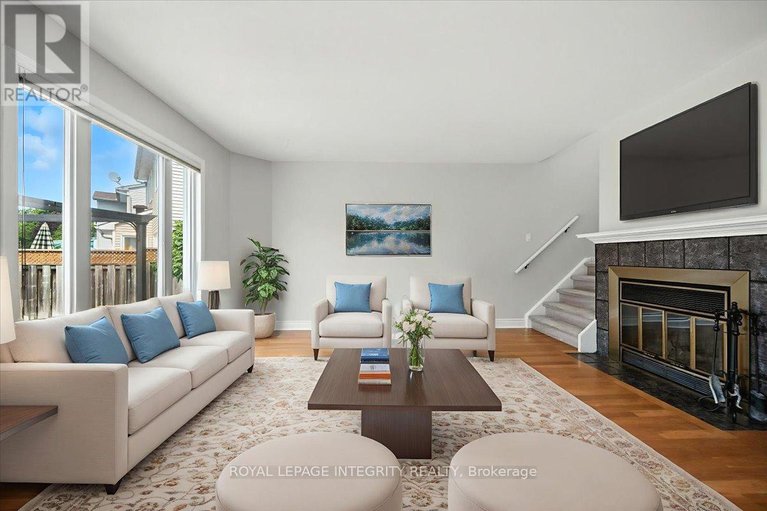 28605727/737-farmbrook-crescent/fallingbrookridgemount/ottawa/ontario/K4A2L5_14