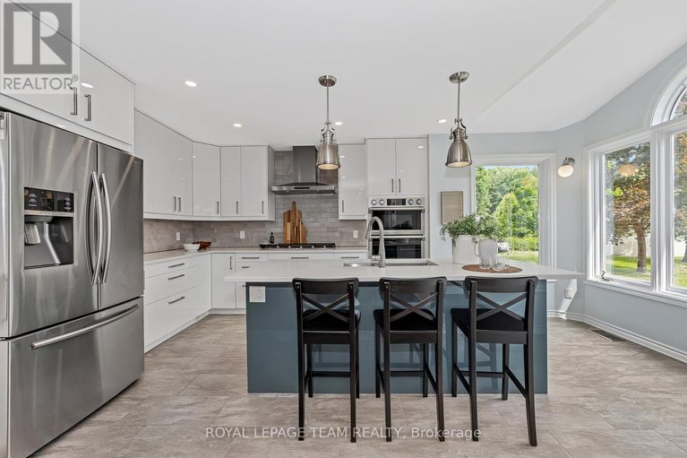 28507546/1536-sherruby-way/rural-kanata-central/ottawa/ontario/K2W1A9_17