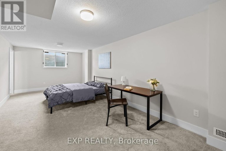 28622756/288-billrian-crescent-s/stittsville-north/ottawa/ontario/K2S3A4_30