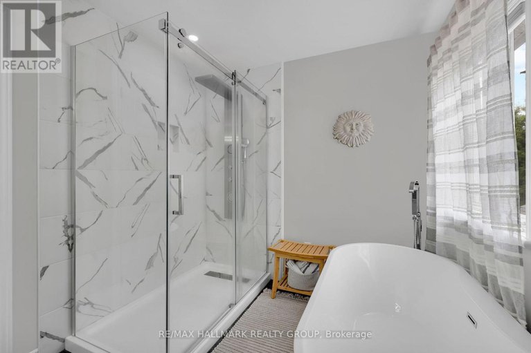 28476381/4136-wolfe-point-way/riverside-southgloucester-glen/ottawa/ontario/K1V1P4_27