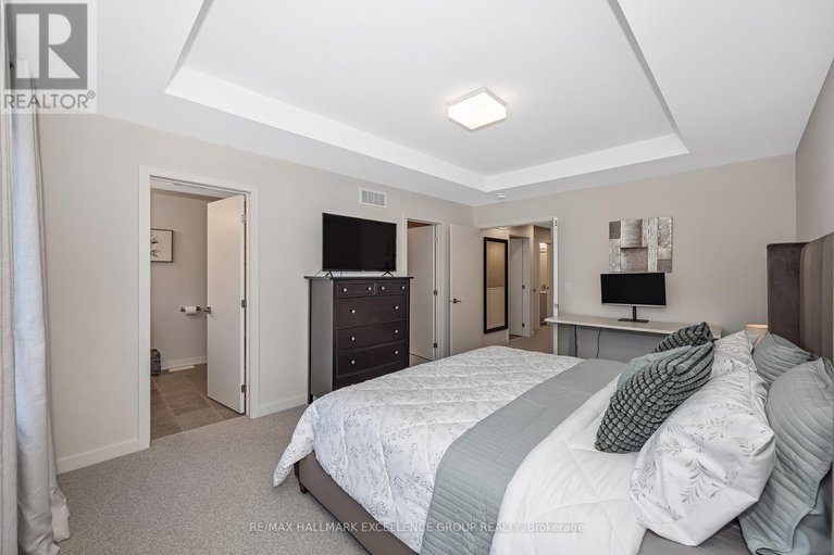 29639073/677-honeydew-street/riverside-southgloucester-glen/ottawa/ontario/K1X0K5_20