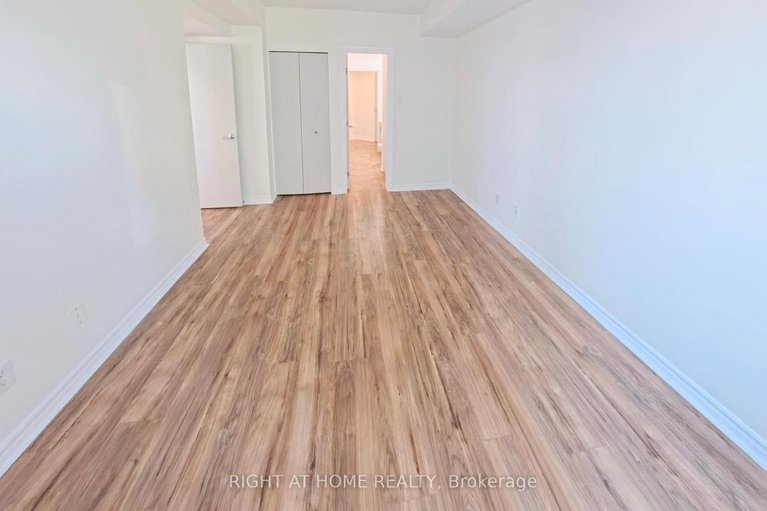 29185277/1901-234-rideau-street/sandy-hill/ottawa/ontario/K1N0A9_17