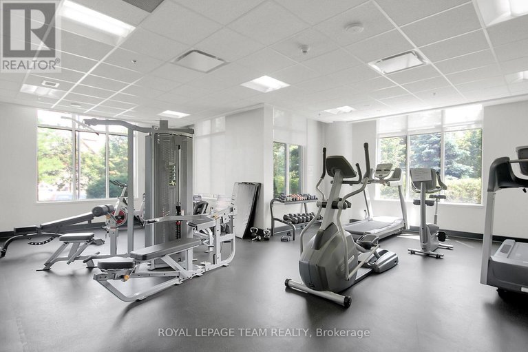 29590131/1104-90-landry-street/vanier/ottawa/ontario/K1L0A9_30