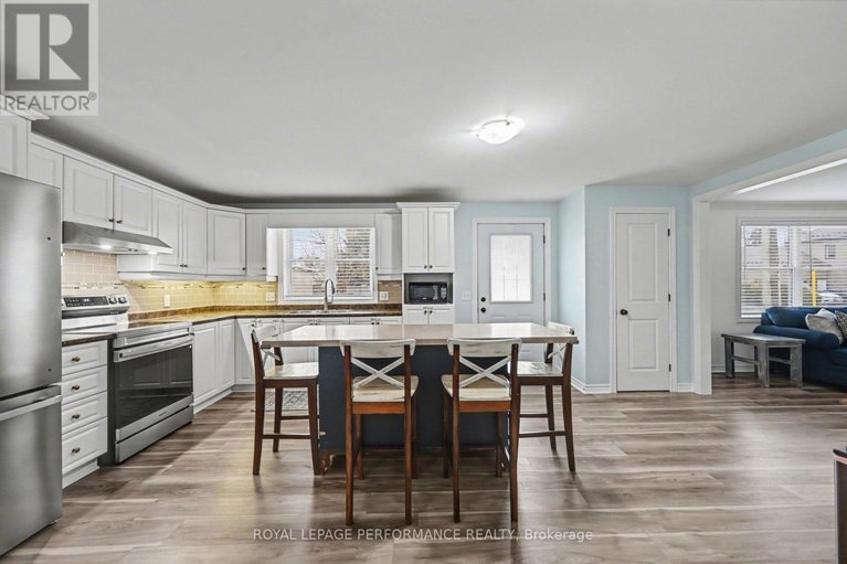 29613141/15-forget-street/embrun/russell/ontario/K0A1W0_5