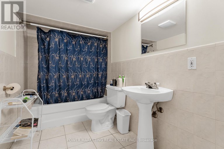 28754670/1047-hollington-street/carlington/ottawa/ontario/K1Z6L2_29