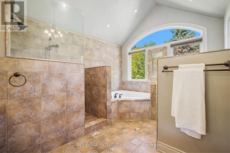 28899627/5844-longhearth-way/manotick-east-to-manotick-station/ottawa/ontario/K4M1M1_28