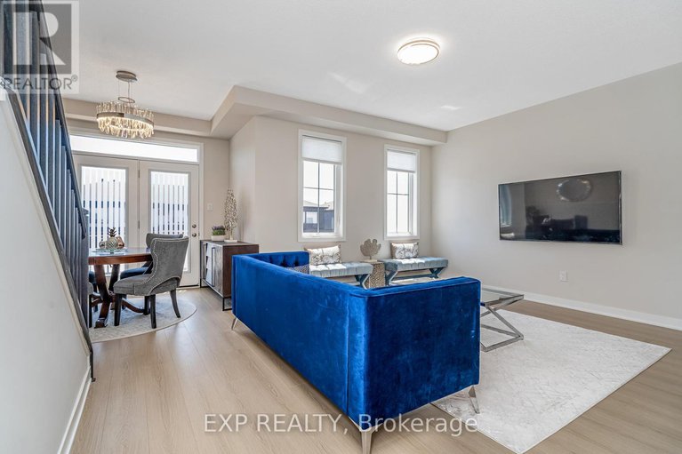 28608550/689-quilter-row/goulbourn-twp-from-franktown-rdsouth-to-rideau/ottawa/ontario/K0A2Z0_6