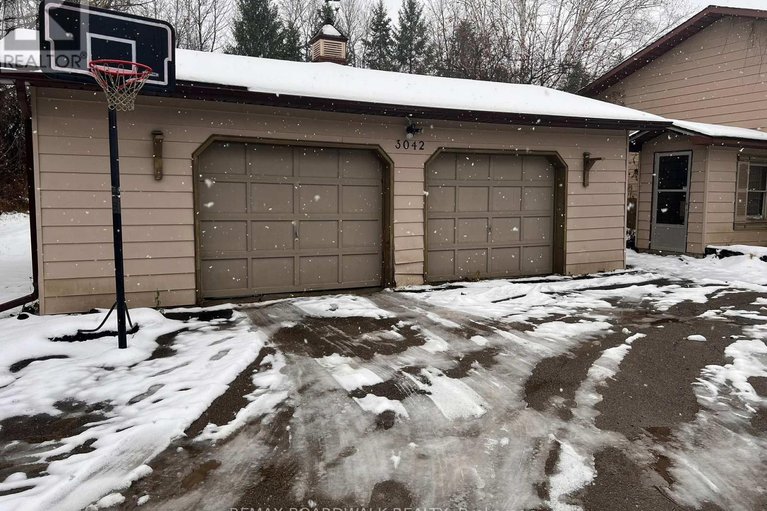 29371555/3042-dangerfield-road-e/north-grenville-twp-kemptville-south/north-grenville/ontario/K0G1J0_41