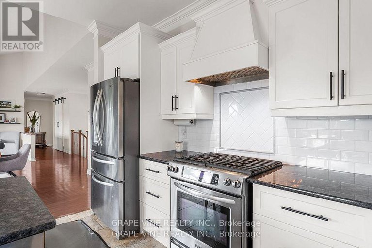 28831999/5607-maklynne-way/vars-village/ottawa/ontario/K0A3H0_11