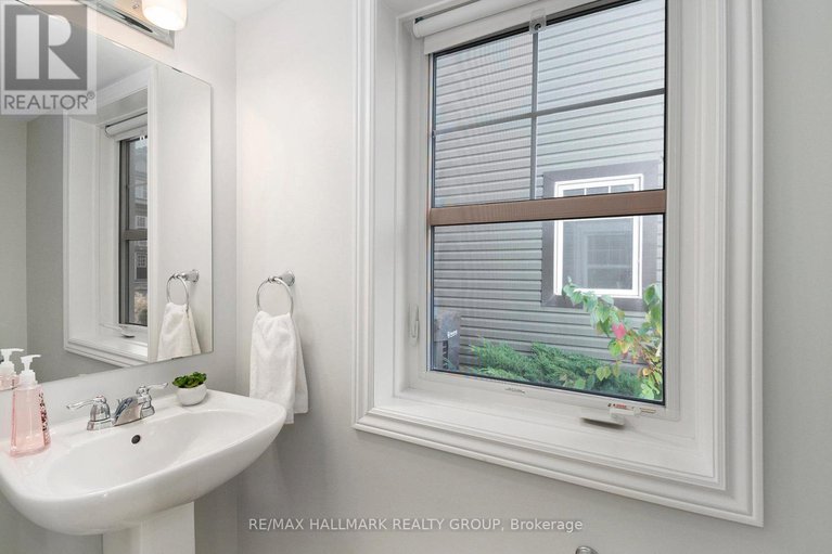 29056305/106-helenium-lane/avalon-west/ottawa/ontario/K4A1C7_13