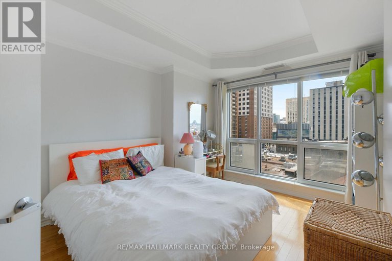 28484234/706-200-rideau-street/sandy-hill/ottawa/ontario/K1N5Y1_22