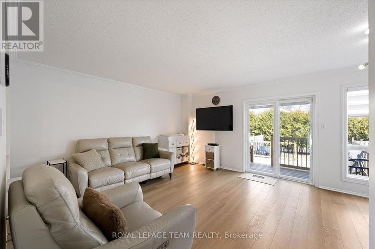 28144477/19-armadale-crescent/cedargrovefraserdale/ottawa/ontario/K2J4A4_11