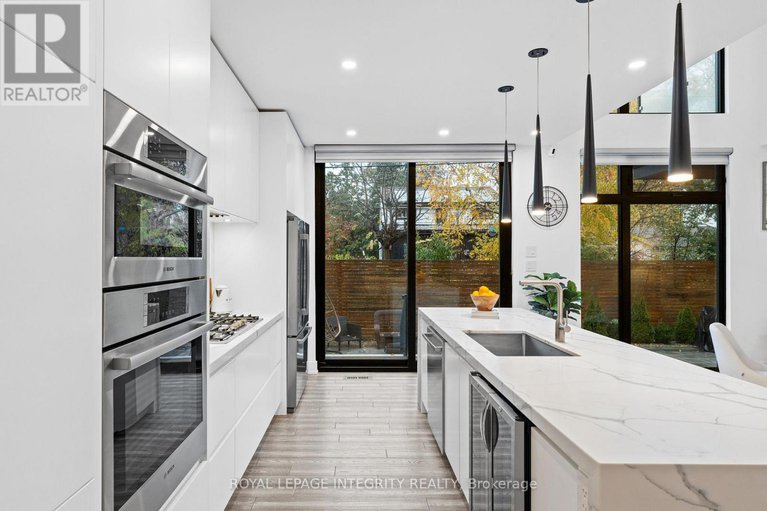 29060734/17-lotta-avenue/meadowlandsst-claire-gardens/ottawa/ontario/K2G2A9_11