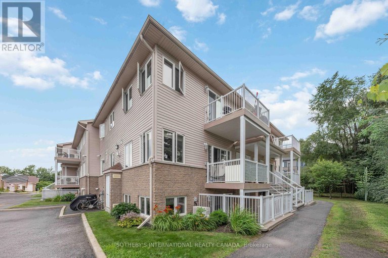 28810539/18-1238-marenger-street/convent-glen-south/ottawa/ontario/K1C1S2_17