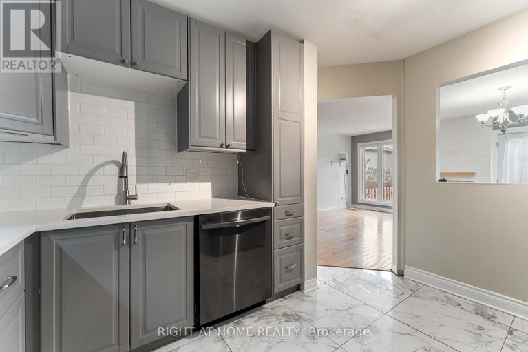 29142907/70-halley-street/heritage-park/ottawa/ontario/K2J3R3_9