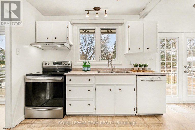 29120635/106-snowbird-lane/fitzroy-ward-south-east/ottawa/ontario/K0A2H0_14