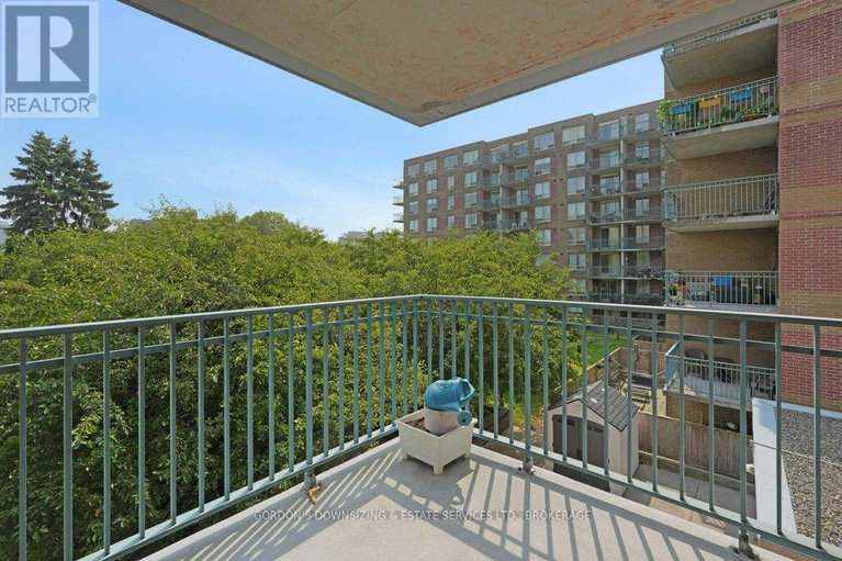 28776177/411-35-holland-avenue/ottawa-west/ottawa/ontario/K1Y4S2_31