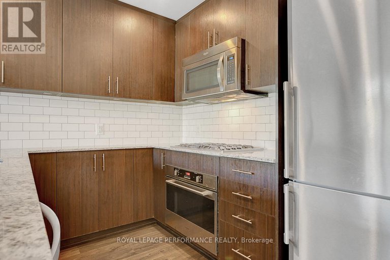 28861929/413-7-marquette-avenue/vanier/ottawa/ontario/K1L8A7_5
