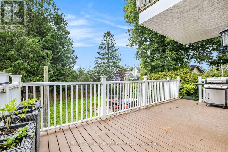 28244876/2148-carling-ave-units-5-6/ottawa/ontario/K2A1H1_16