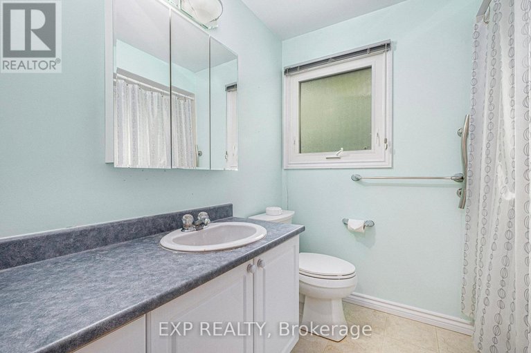 28500689/75-chesterton-drive/borden-farmstewart-farmcarleton-heightsparkwood-hills/ottawa/ontario/K2E5T5_25
