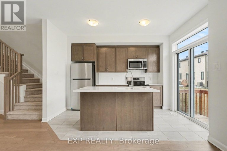 29566876/98-osler-street/morgans-grantsouth-march/ottawa/ontario/K2W0K8_7