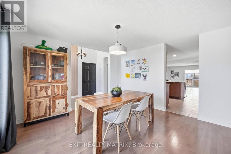 29681482/129-abbey-crescent/village-of-russell/russell/ontario/K4R1A1_13