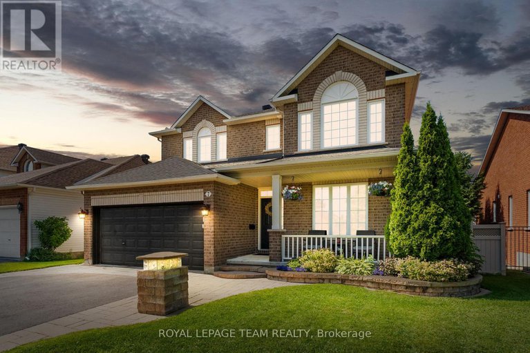 28577320/7-ash-valley-avenue/barrhaven-east/ottawa/ontario/K2G6V3_1
