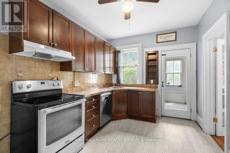 28741172/388-first-avenue/glebe/ottawa/ontario/K1S2H1_12