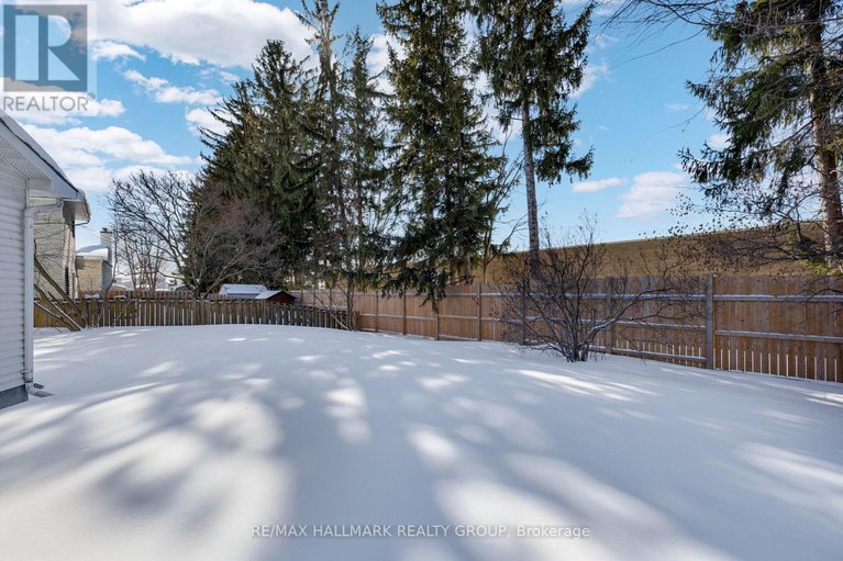 29397624/17-glenmoriston-avenue/glencairnhazeldean/ottawa/ontario/K2L2S3_32