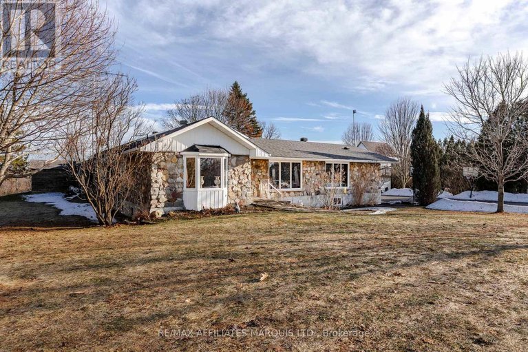 29466864/18824-glen-road/south-glengarry-charlottenburgh-twp/south-glengarry/ontario/K0C2J0_3