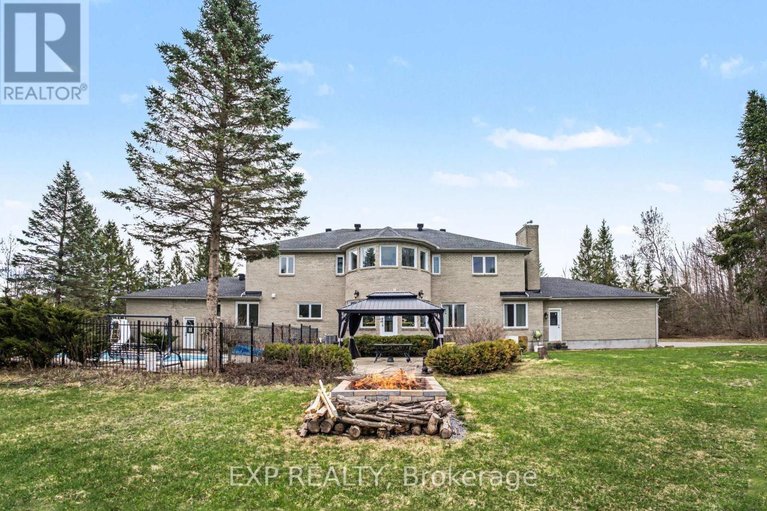 29630937/5749-knights-drive/manotick-east-to-manotick-station/ottawa/ontario/K4M1K2_39