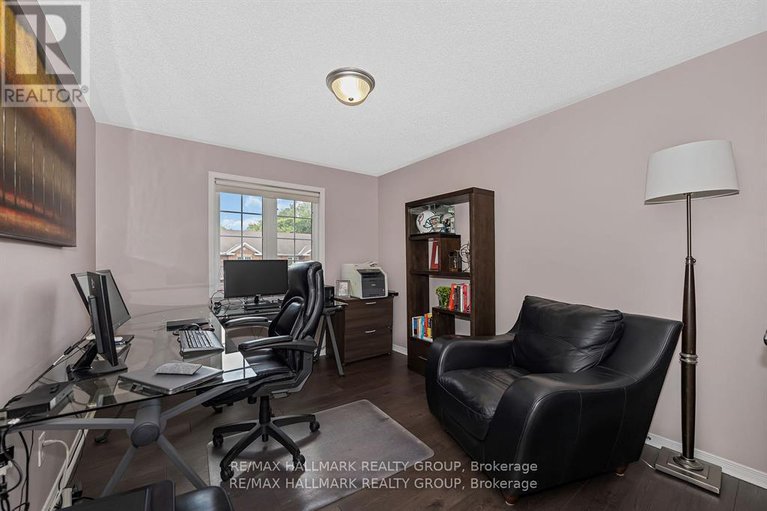 28798705/137-stedman-street/blossom-parkkemp-parkfindlay-creek/ottawa/ontario/K1T0B4_25