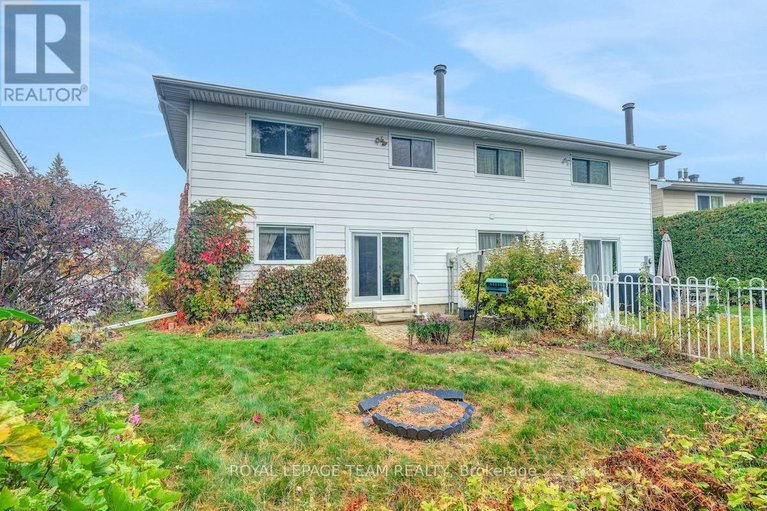 29024962/72-craig-henry-drive/craig-henrywoodvale/ottawa/ontario/K2G3Z6_30