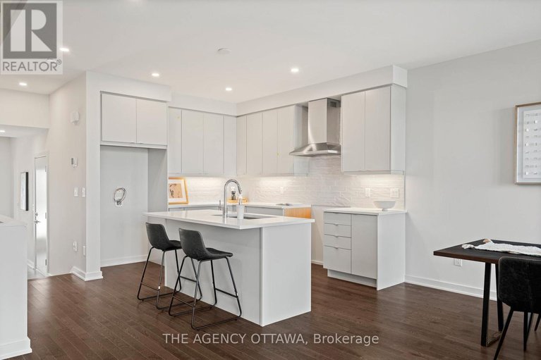 29454597/267-apricot-street/riverside-south/ottawa/ontario/K1X0K1_13