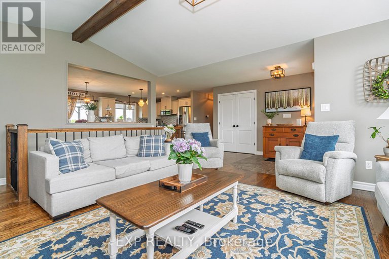 29245382/2892-south-nation-way/north-dundas-mountain-twp/north-dundas/ontario/K0E1W0_5