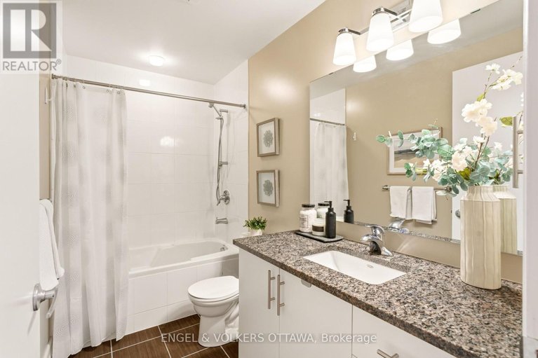29683466/310-808-bronson-avenue/dows-lake/ottawa/ontario/K1S5A4_24
