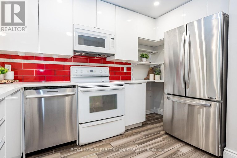 28358632/233-mart-circle/manor-park/ottawa/ontario/K1K4K2_17