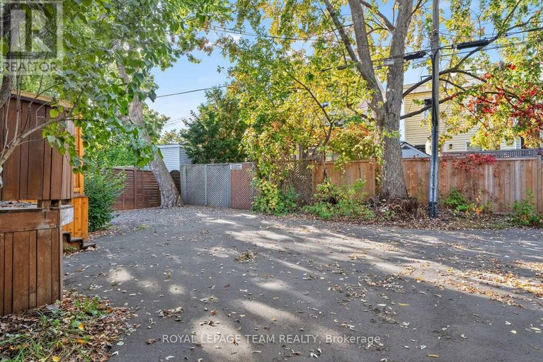 29003194/27-ivy-crescent/lindenlea/ottawa/ontario/K1M1Y1_29