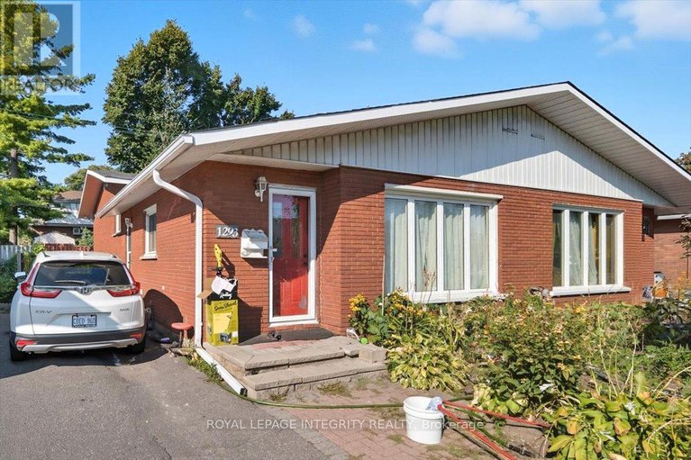 28877038/1293-maitland-avenue/copeland-park/ottawa/ontario/K2C2C4_1