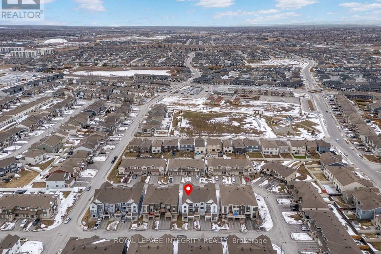 29689690/21-caspian-row/emerald-meadowstrailwest/ottawa/ontario/K2V0R7_24