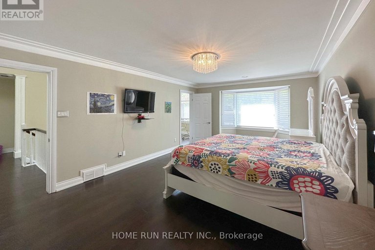 29592563/35-blue-heron-court/rockcliffe/ottawa/ontario/K1L8J7_24