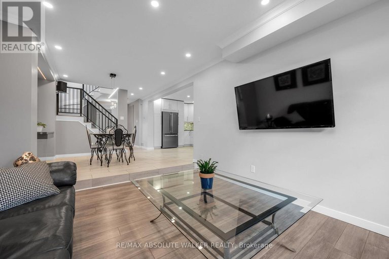 29015595/32-acklam-terrace/morgans-grantsouth-march/ottawa/ontario/K2K2H5_4