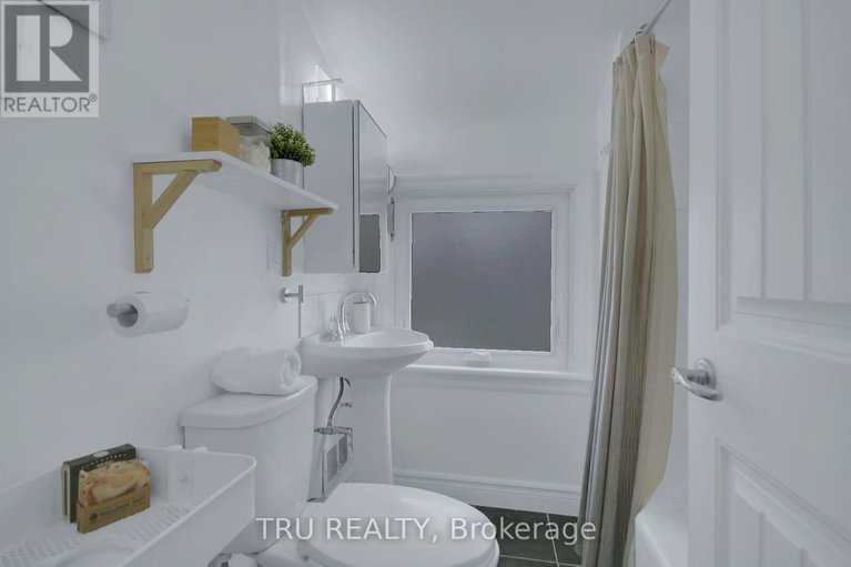 28250673/1311-laperriere-avenue/carlington/ottawa/ontario/K1Z7R9_27