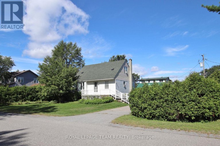 28643909/115-rita-avenue/meadowlandsst-claire-gardens/ottawa/ontario/K2G2H2_5