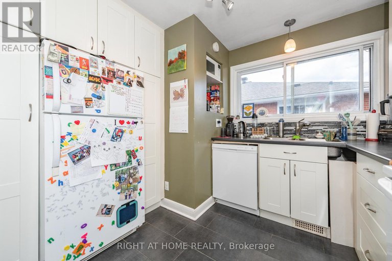 28537509/2421-iris-street/parkway-park/ottawa/ontario/K2C1C7_15
