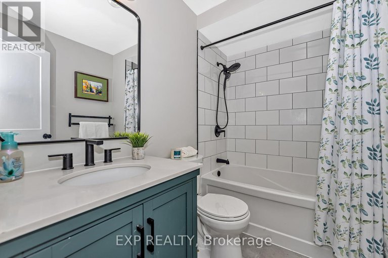 28837598/1943-longman-crescent/chateauneuf/ottawa/ontario/K1C5G8_25