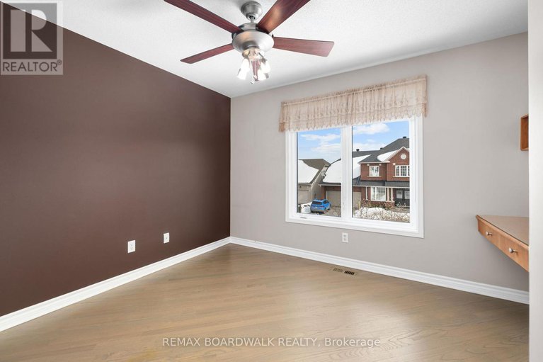 29430897/2128-rexton-street/avalon-east/ottawa/ontario/K4A4K7_31