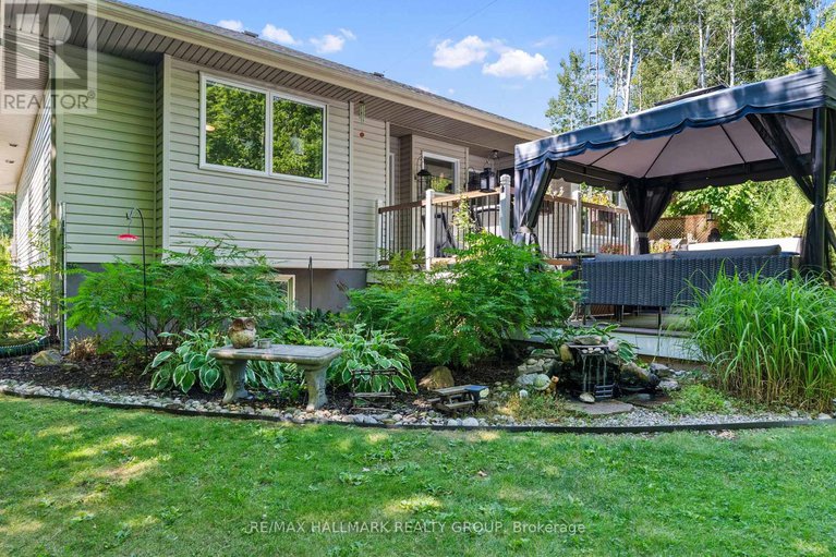 28797627/17-anthony-curro-drive-drive/north-grenville-twp-kemptville-east/north-grenville/ontario/K0G1J0_32
